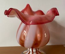 Vintage glass handkerchief vase