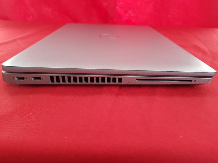 Dell Latitude 5420 (Touchscreen), i7 Cpu (11th gen), 32 GB Ram,256 GB (SSD).