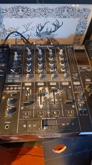 2x xdj 700 and Pioneer djm800
