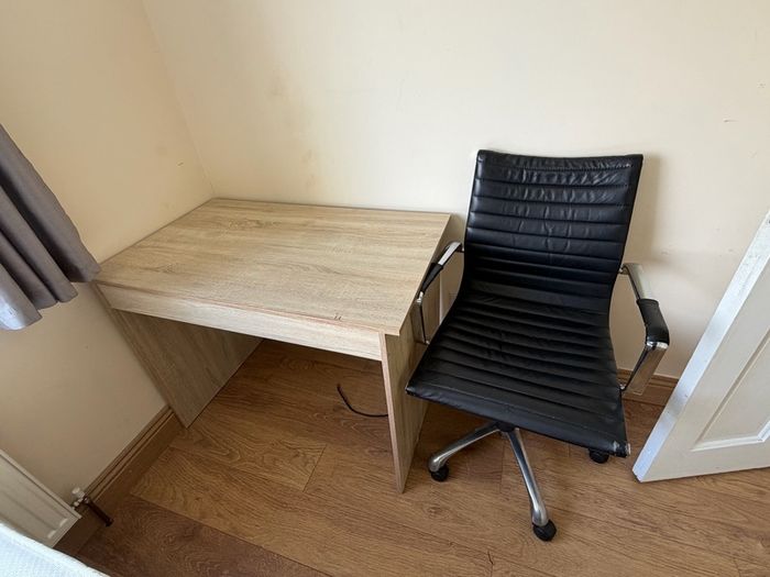 desk - free to take away