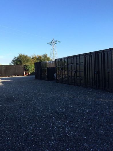 Self Storage Containers  to let !