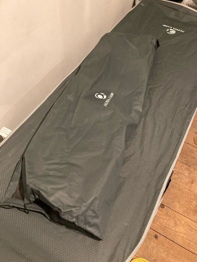 Foldable camping bed