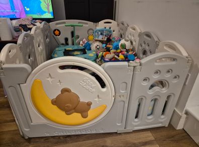 Play pen