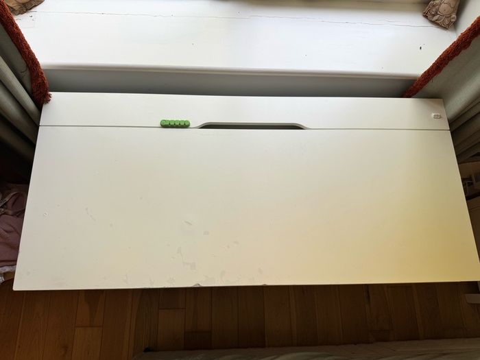 Desk for free
