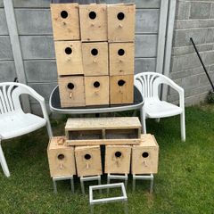 bird breeding boxes