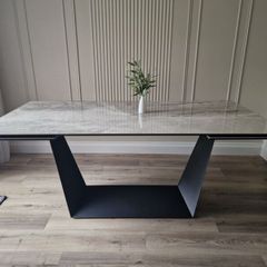 Extendable Ceramic Dining Table 1.8-2.7m