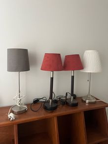 Table lamp