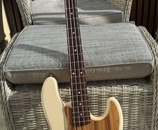 Fender Jazz Bass (upgrade)