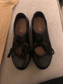 Tap Shoes - Child Size 9