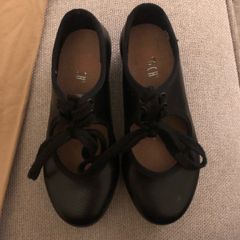 Tap Shoes - Child Size 9