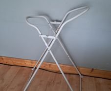 Shnuggle Baby Bath Stand