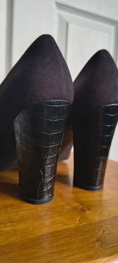 Suede black shoes