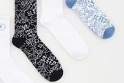 Socks size fits 32/34