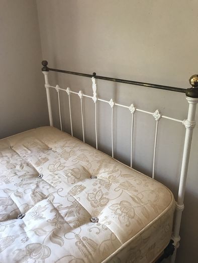 antique bed