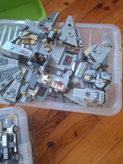 Lego and Lego Table