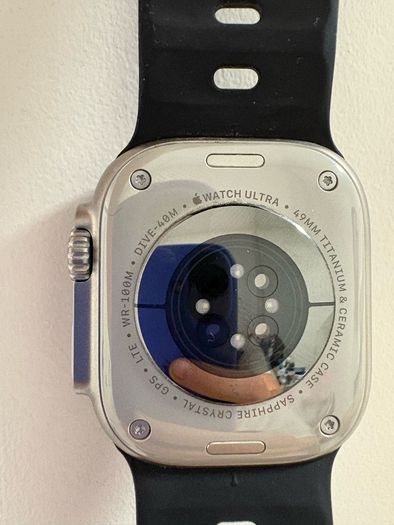 Apple Watch Ultra 1