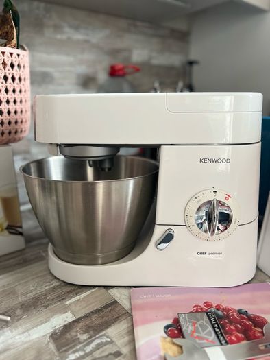 kenwood Premier Chef Kitchen Machine
