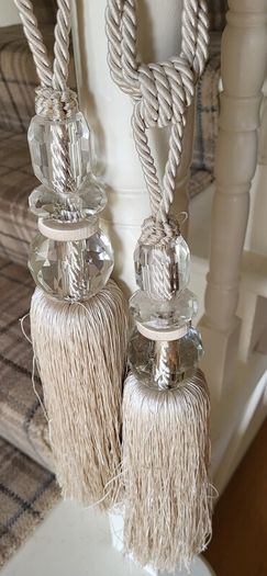 2 pairs of Curtain tie- backs