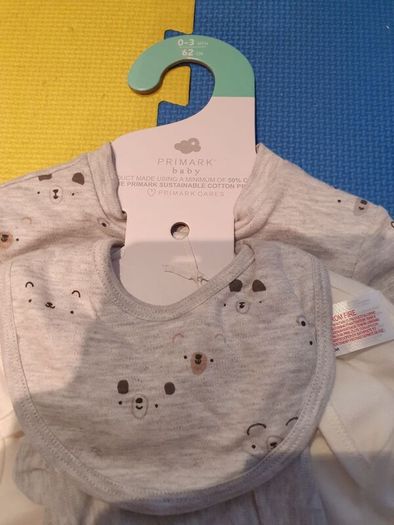 Newborn set of 6 unisex clothes!