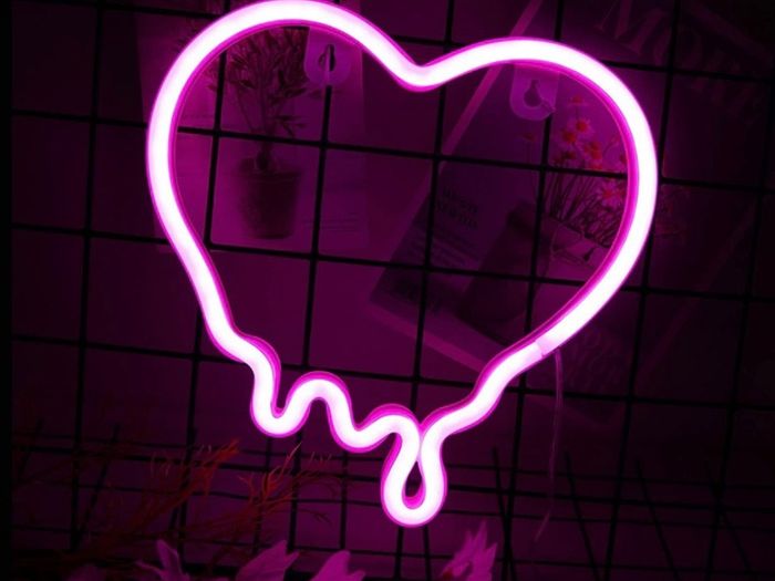 Heart Neon Signs, Pink Heart Neon Lamp Pink LED Neon Lights Night Light for Bedroom USB/Battery Operated Heart Night Lights for Wall Home Kids' Room Birthday Party Bar Decor Best Gifts (FREE POSTAGE)