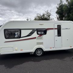 2016 Swift Conqueror 530 - 4 Berth