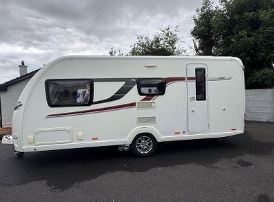 2016 Swift Conqueror 530 - 4 Berth