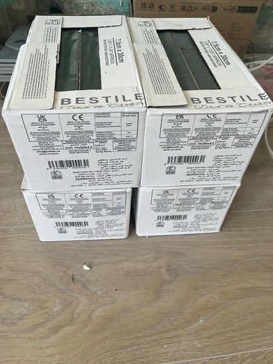 4 boxes of tile