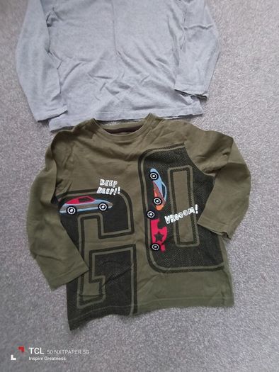 2x boy's long sleeve top. Age 5/6