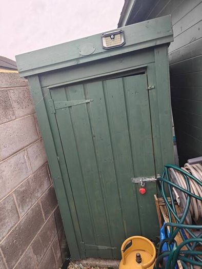 Mini shed 3x3ft