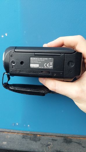 Sony HDR-CX240 HD Video Camera Camcorder