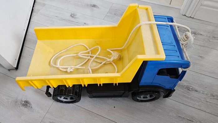 Free garden truck