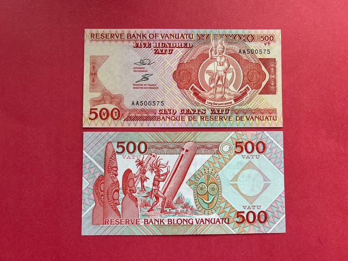 Vanuatu   500  Vatu. 1993  Pick  5c  ( Uncirculated )