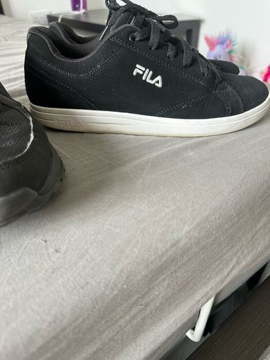 Free shoes size 40