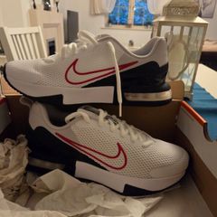 nike alpha 6 gym trainers