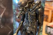 Alien Ultimate Edition Collectible Figure