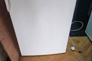 fridge / freezer 4 available