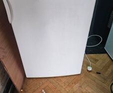 fridge / freezer 4 available