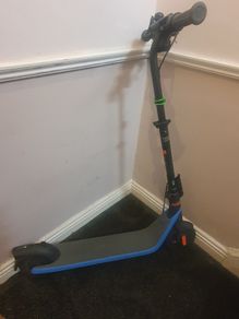 Electronic scooter