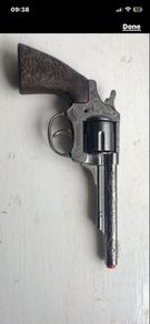 Metal cap gun
