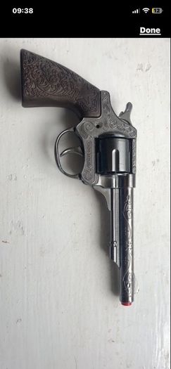 Metal cap gun
