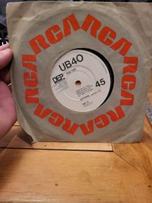 UB40 7 Inch Vinyl Singles Bundle