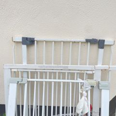 baby cot, baby stair gate available for free collections