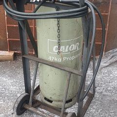 Propane gas torch, cylinder and diy trolly