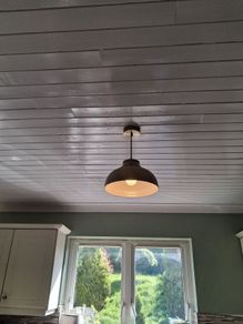 2 light fittings