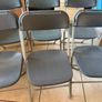 6 foldable chairs Image 2