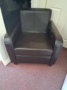 Arm Chair. (Read description)
