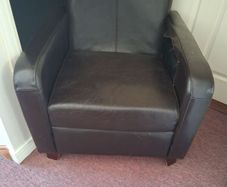 Arm Chair. (Read description)