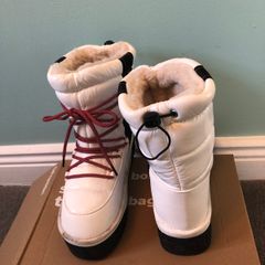 Snow Boots