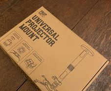 Projector ceiling mount