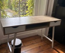 Desk with Storage (117cm x 48cm)